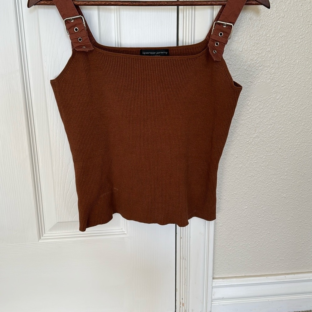 Spenser Jeremy Brown Fitted Sleeveless Tank Top (petite)
